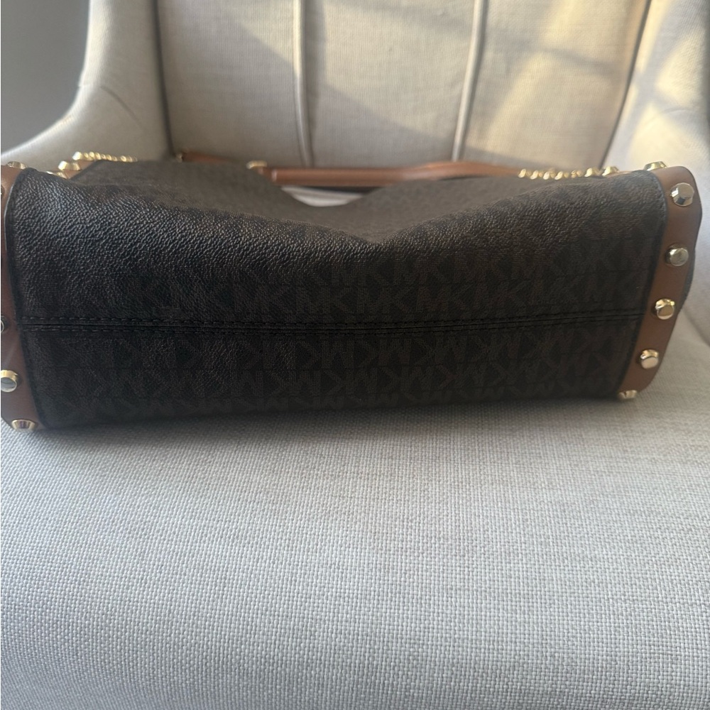Michael Kors Brown and Gold Shoulder Bag - Picture 8 of 11